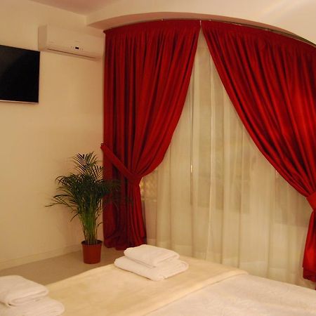 Hostal Petite Maman 마드리드 객실 사진